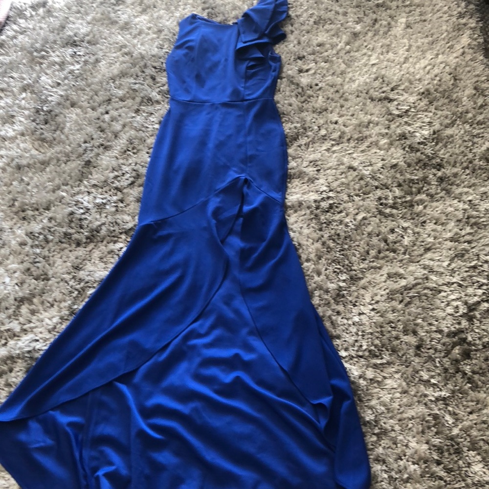 Formal dress💙